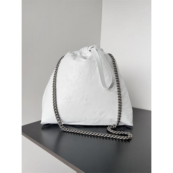 バレンシアガショルダーバッグコピー BALENCIAGA 2026新作 抜群の雰囲気が作れる ブランド激安通販 専門店