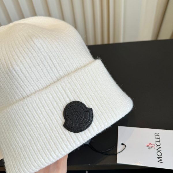 シーズン主力 モンクレール 防寒ニット帽 折り返し仕様 MONCLER 激安 柔らかタッチ