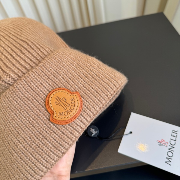 シーズン主力 モンクレール 防寒ニット帽 折り返し仕様 MONCLER 激安 柔らかタッチ