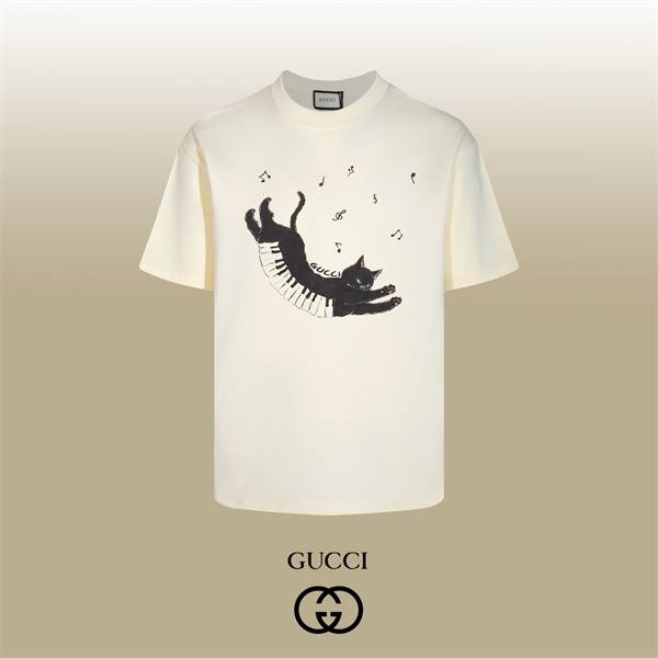 ピアノキャットグラフィック 音符モチーフ 遊び心満載 GUCCI グッチ コピー 半袖Tシャツ 話題の新顔