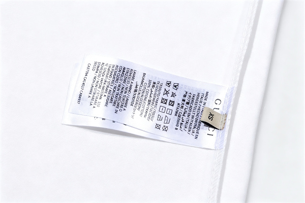 親子モチーフ 配色グラフィック 快適フォルム GUCCI グッチ コピー 半袖Tシャツ デイリー主力 売れ筋有望