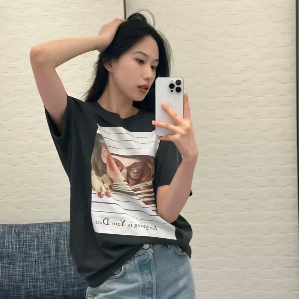 2026新作 雑誌カバーフォト ディオール 半袖Tシャツ デジタルプリント Dior 涼感タッチ