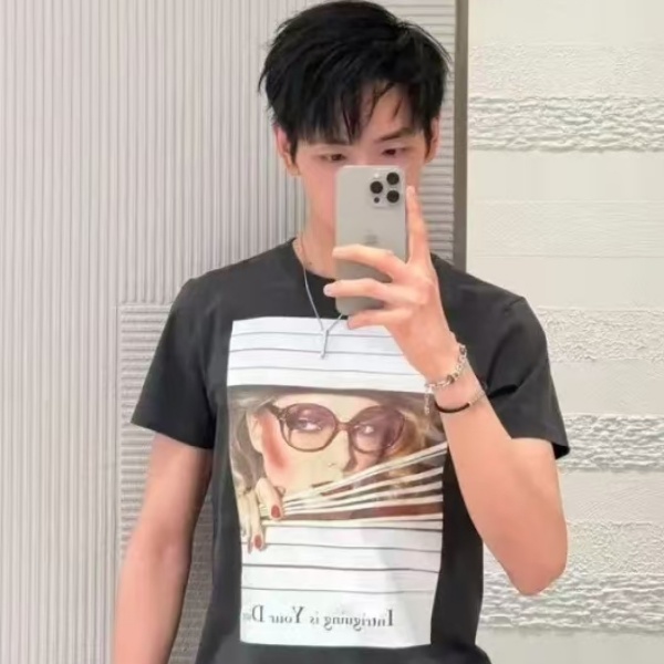 2026新作 雑誌カバーフォト ディオール 半袖Tシャツ デジタルプリント Dior 涼感タッチ