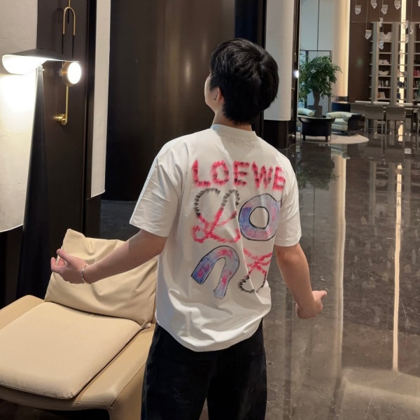 新作注目 手描きグラフィック ロエベ 半袖Tシャツ バックプリント LOEWE ゆったりシルエット