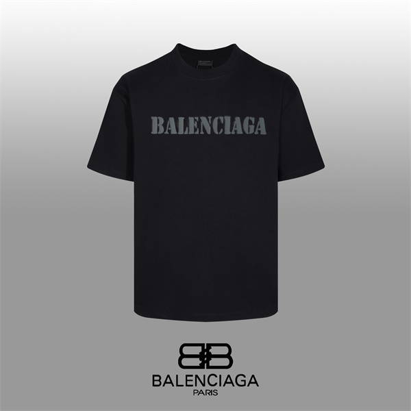 フロントロゴアクセント 快適素材 都会的ムード BALENCIAGA バレンシアガ コピー 半袖Tシャツ 新着おすすめ