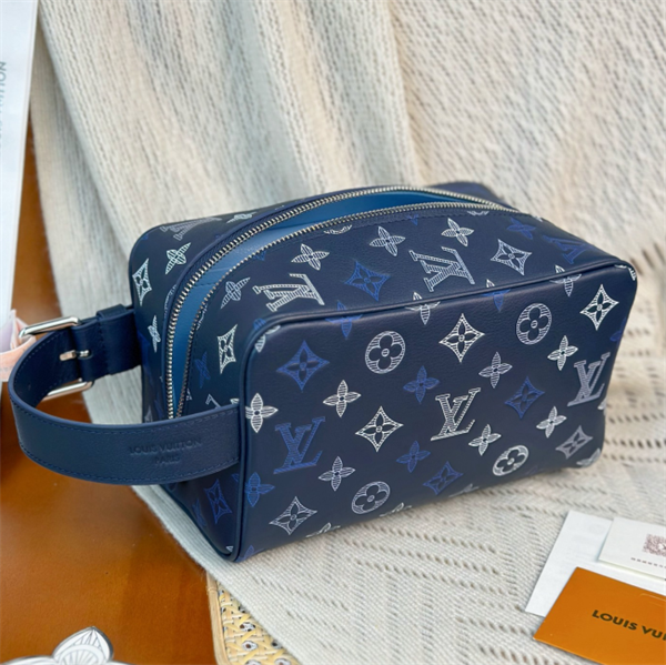 【2026最新】 M28835 LOCKER DOPP KIT オシャレルイヴィトンポーチスーパーコピーメンズ