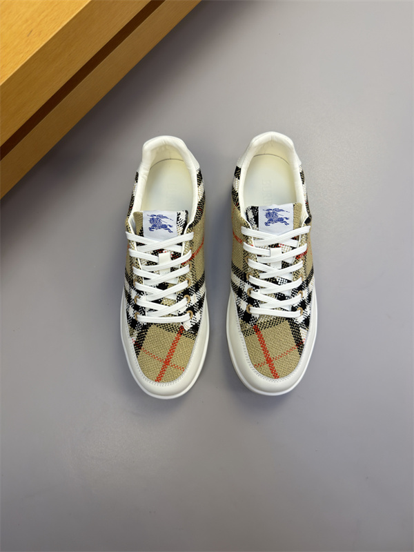 【大人気】BURBERRYバーバリースニーカーコピー2026トレンドおしゃれ快適カジュアルシューズ