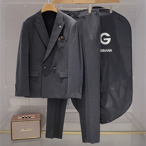 美しいシルエット 上品見え 品質重視 ZEGNA ゼニア コピー ビジネススーツ 丁寧な仕立て