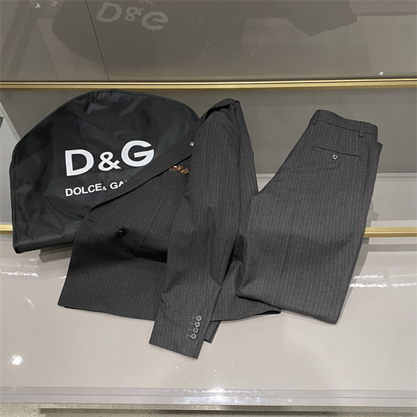 美しいシルエット 上品見え 品質重視 ZEGNA ゼニア コピー ビジネススーツ 丁寧な仕立て