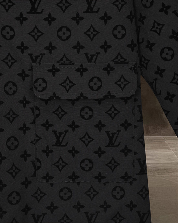 落ち着いた存在感 快適シルエット 着回し力良好 LOUIS VUITTON ルイヴィトン コピー テーラードジャケット 人気上昇