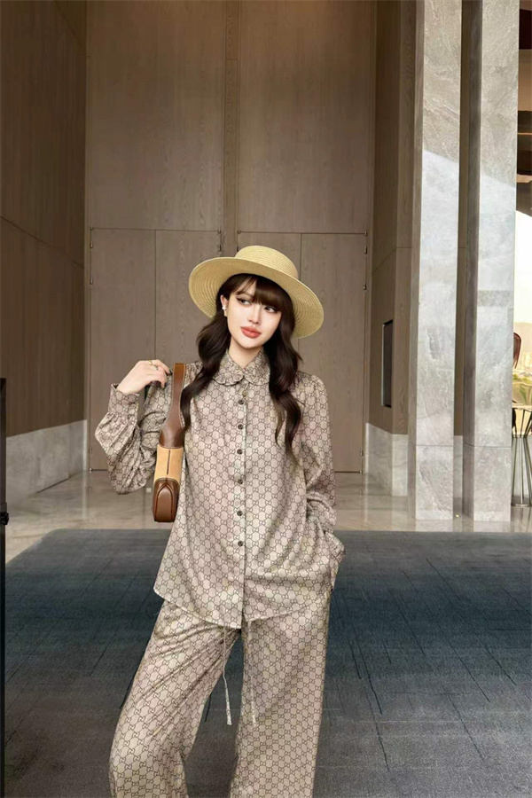 軽やか快適 ロングシーズン対応 GUCCI グッチ コピー パンツセットアップ こなれ見え