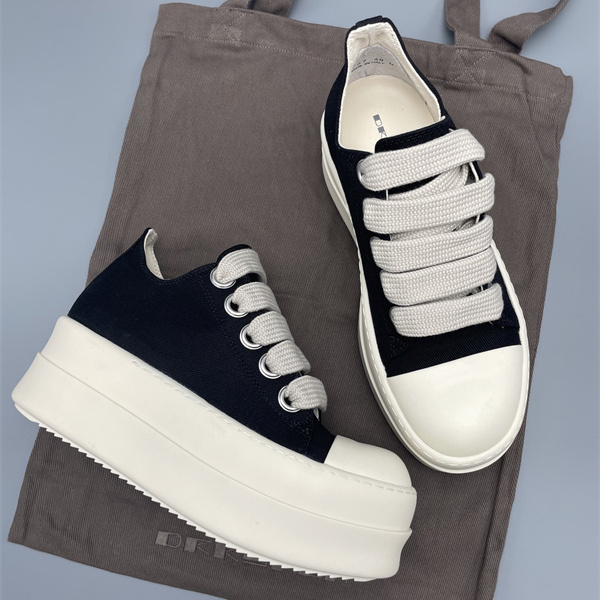 極太シューレース 重厚フォルム 個性派モデル RICK OWENS リック・オウエンス コピー 厚底ローカットスニーカー 話題沸騰