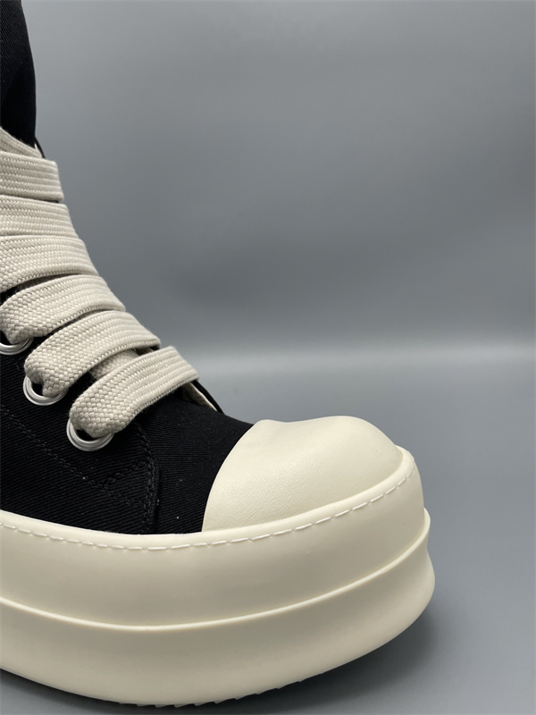 ワイドシューレース モード主役 ボリューム設計 RICK OWENS リック・オウエンス コピー 厚底ハイカットスニーカー 人気急伸