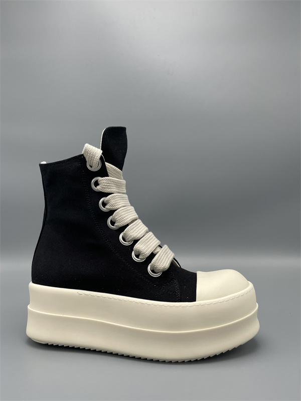 ワイドシューレース モード主役 ボリューム設計 RICK OWENS リック・オウエンス コピー 厚底ハイカットスニーカー 人気急伸