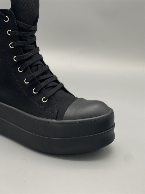 サイドジップ 重厚シルエット RICK OWENS リック・オウエンス コピー 厚底ハイカットスニーカー モード映え 注目度急伸