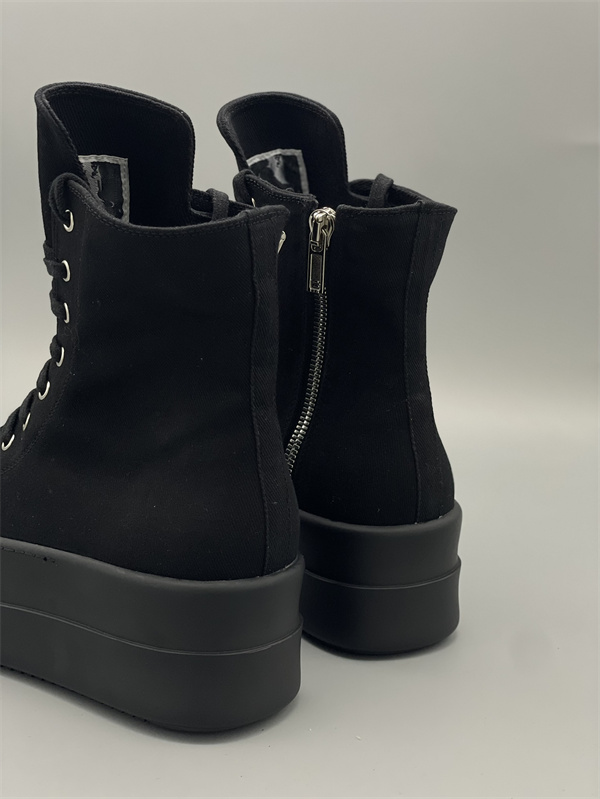 サイドジップ 重厚シルエット RICK OWENS リック・オウエンス コピー 厚底ハイカットスニーカー モード映え 注目度急伸