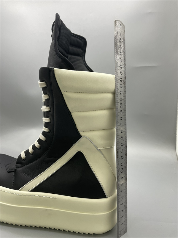  バイカラー切替 ボリュームソール RICK OWENS リック・オウエンス コピー 厚底ロングハイカットスニーカー 未来的モード 視線集中