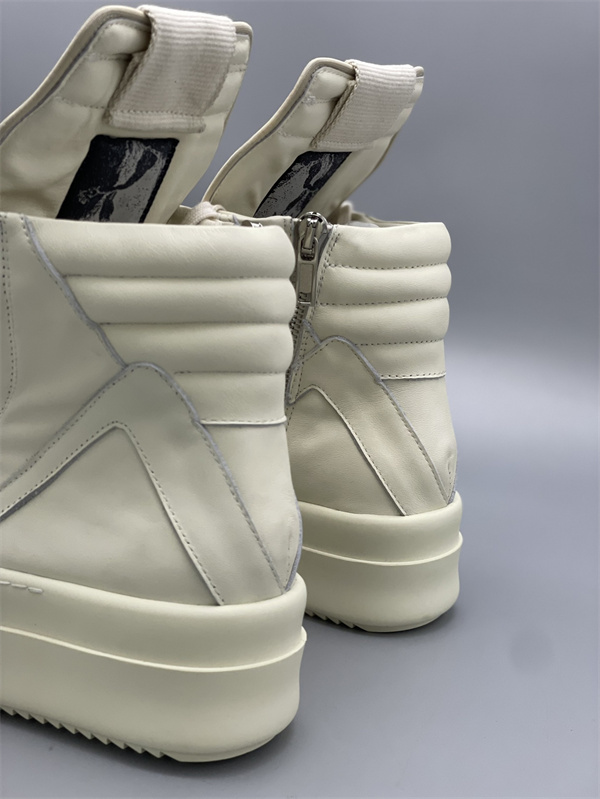 レースアップ仕様  RICK OWENS リック・オウエンス コピー プラットフォームシューズ 軽快なホワイトモデル 洗練モード