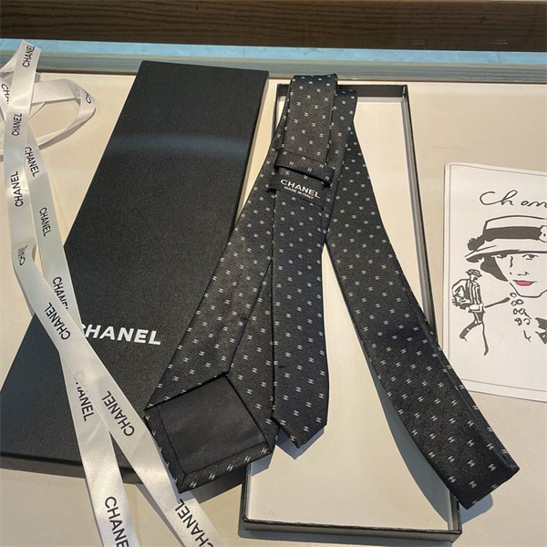 おしゃれCHANEL ★ シャネルスーパーコピー  ネクタイ 注目 さりげなく個性を演出