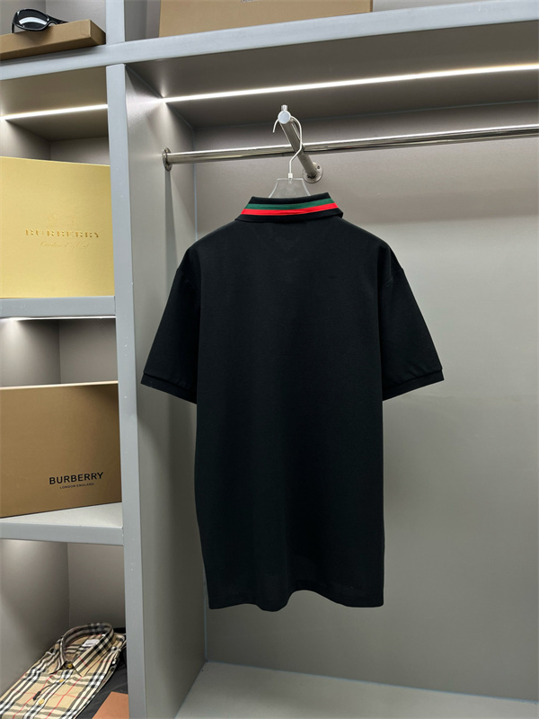 アイコニック映え ポロトップス 配色リブカラー 3ボタン前立て GUCCI グッチ コピー メンズ半袖ポロシャツ 端正シルエット