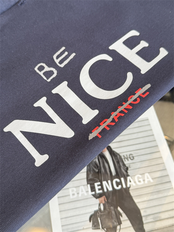 人気上昇 オーバーサイズパーカー FRANCEライン BALENCIAGA バレンシアガ コピー プルオーバーパーカー リブ仕立て