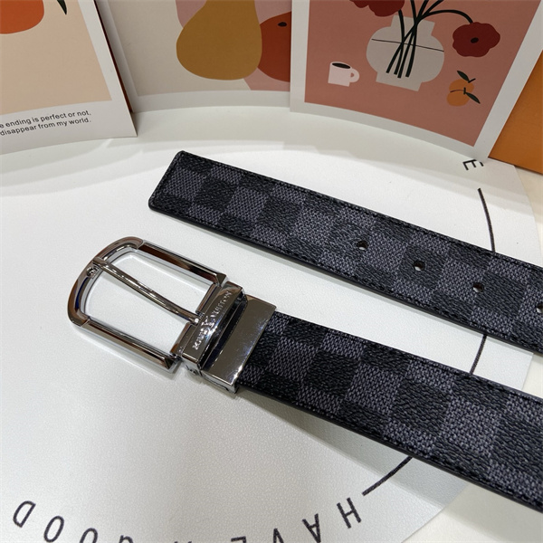 品質感際立つ LOUIS VUITTON ルイヴィトン コピー レザーベルト 端正なバックル仕立て 大人の装い