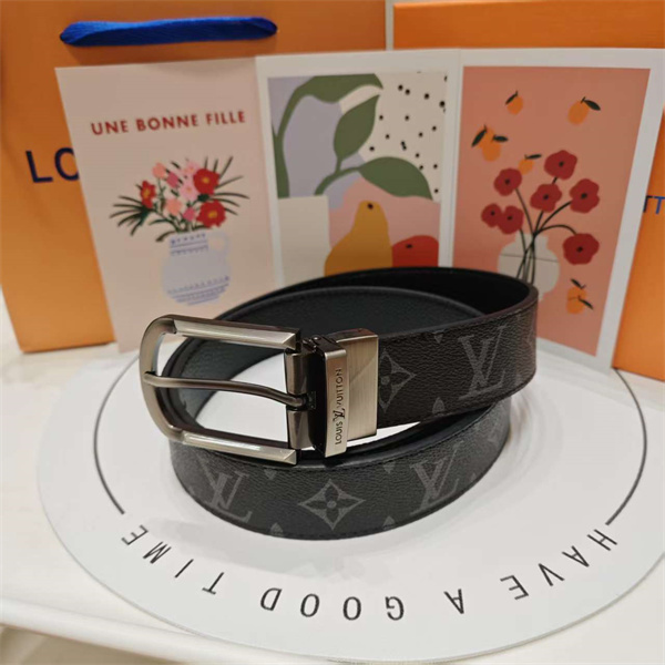 買い足し候補 LOUIS VUITTON ルイヴィトン コピー メンズ ウエストベルト クラシックバックル 着回し自在