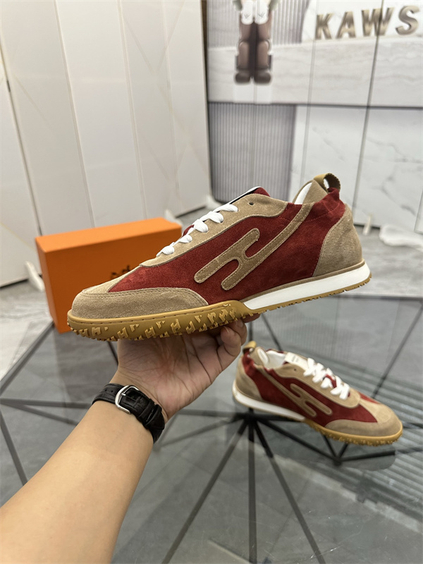 サイドライン ボリュームソール HERMÈS エルメス コピー ローカットスニーカー 6色展開 アーバンスポーツモデル 注目度急伸