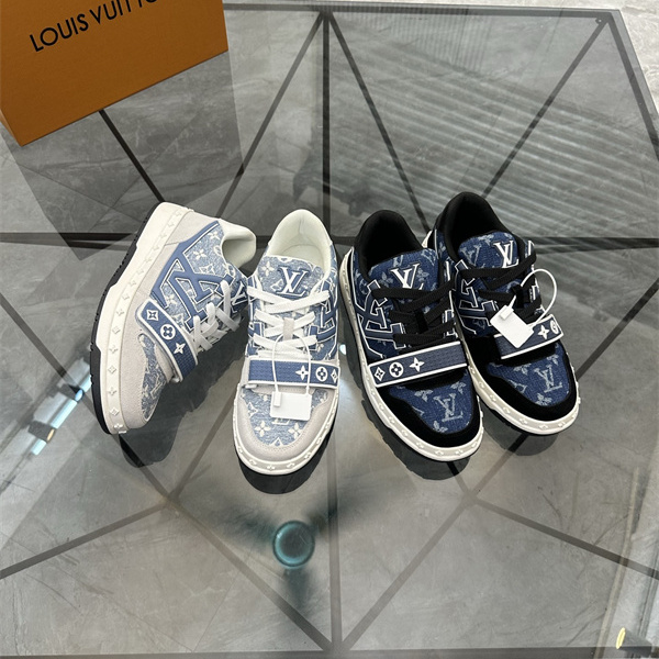総柄モチーフ ダブルホールド仕様 LOUIS VUITTON ルイヴィトン コピー ローカットシューズ 旬顔カジュアル 話題入り