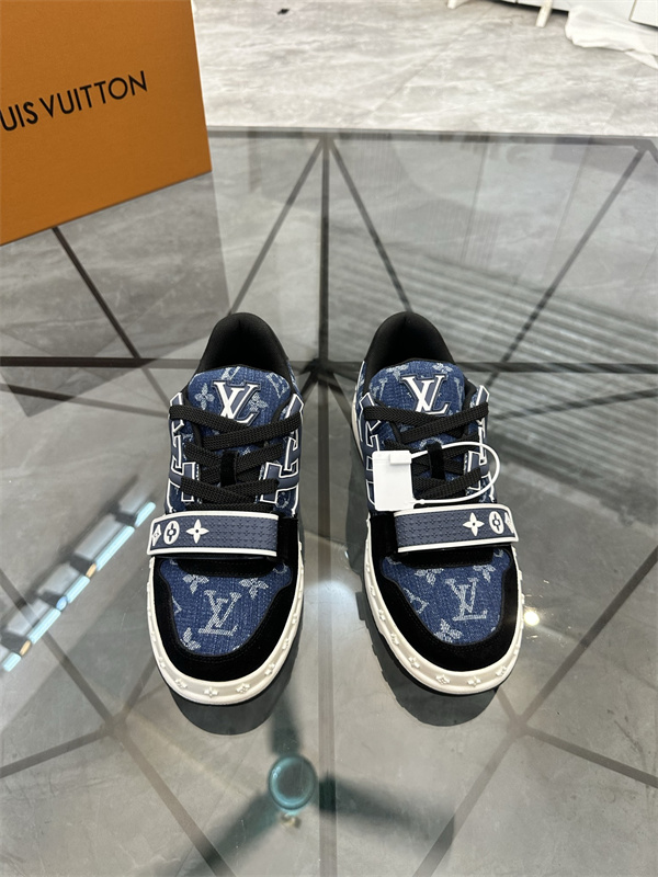 総柄モチーフ ダブルホールド仕様 LOUIS VUITTON ルイヴィトン コピー ローカットシューズ 旬顔カジュアル 話題入り