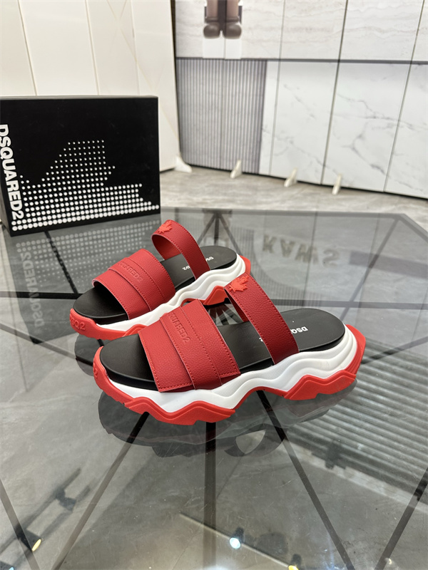 ボリュームソール スポーティーな存在感 DSQUARED2 ディースクエアード コピー ダブルストラップサンダル 注目度急伸