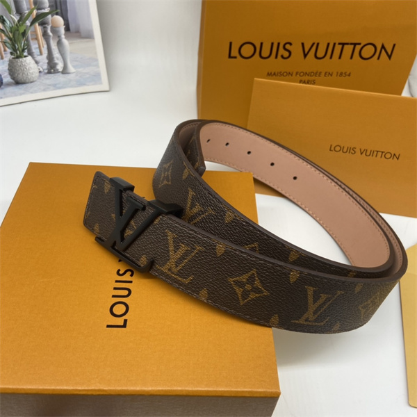 仕立て映え LOUIS VUITTON ルイヴィトン コピー ウエストベルト アイコニックモノグラム ワイドフォルム 大人カジュアル