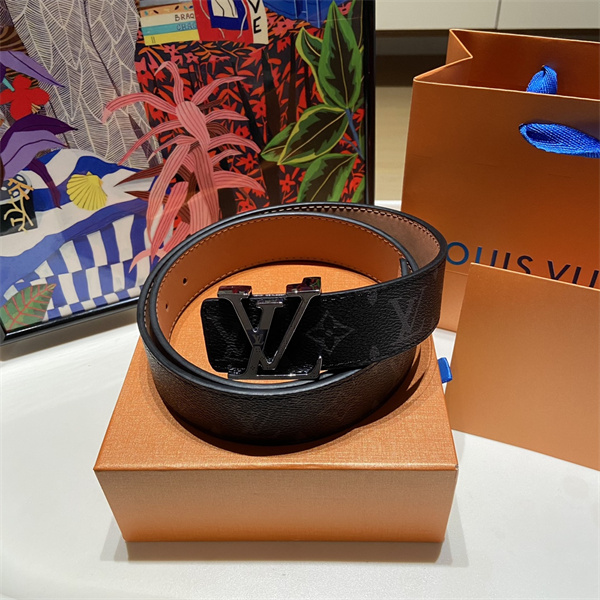 売れ筋候補 LOUIS VUITTON ルイヴィトン コピー メンズ ロゴベルト ワイドシルエット メタルLV 着こなし映え