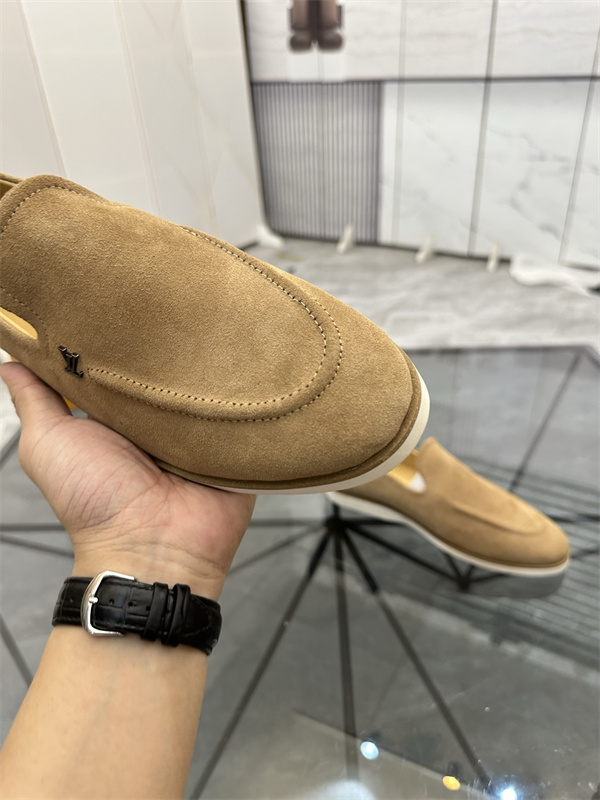 スリッポン仕様 スマートフォルム LOUIS VUITTON ルイヴィトン コピー スエードローファー 6色展開 注目度急伸