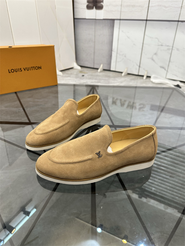 スリッポン仕様 スマートフォルム LOUIS VUITTON ルイヴィトン コピー スエードローファー 6色展開 注目度急伸