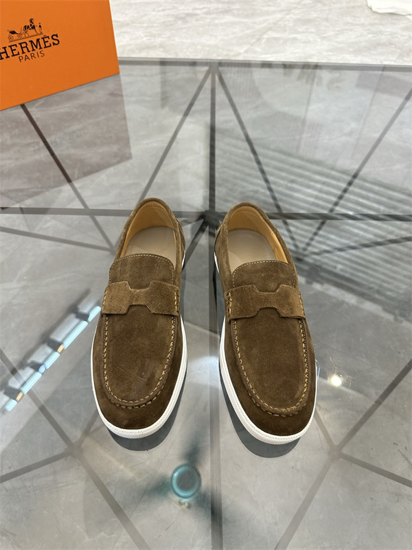 スマートフォルム コントラストソール HERMÈS エルメス コピー モカシンシューズ 足元を品よくまとめる一足 海外人気