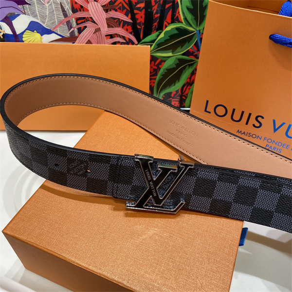 売れ筋期待 LOUIS VUITTON ルイヴィトン コピー メンズ ロゴベルト メタルLVモチーフ アイコニックデザイン