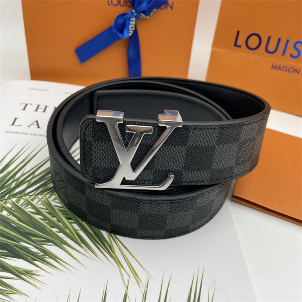 売れ筋候補 LOUIS VUITTON ルイヴィトン コピー メンズ ロゴベルト ダミエパターン 存在感あるバックル 着回し力