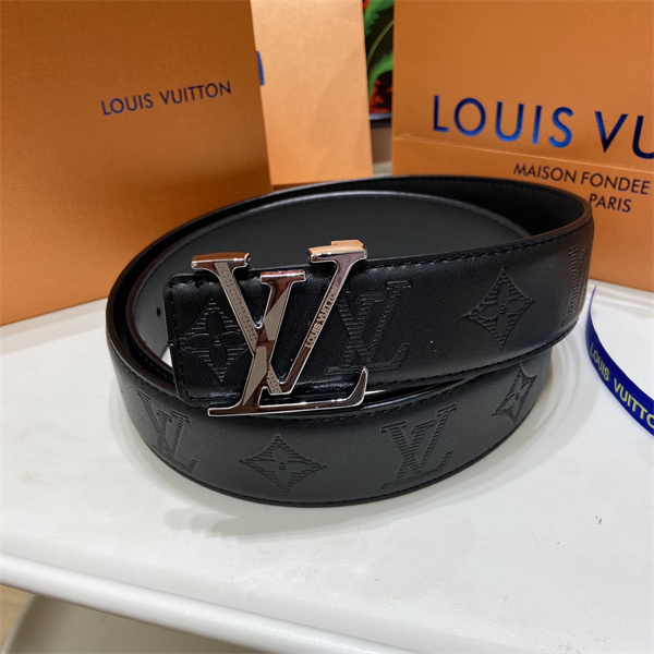 クラシカルな表情 LOUIS VUITTON ルイヴィトン コピー レザーベルト ジャケットコーデにも好相性 指名買い候補