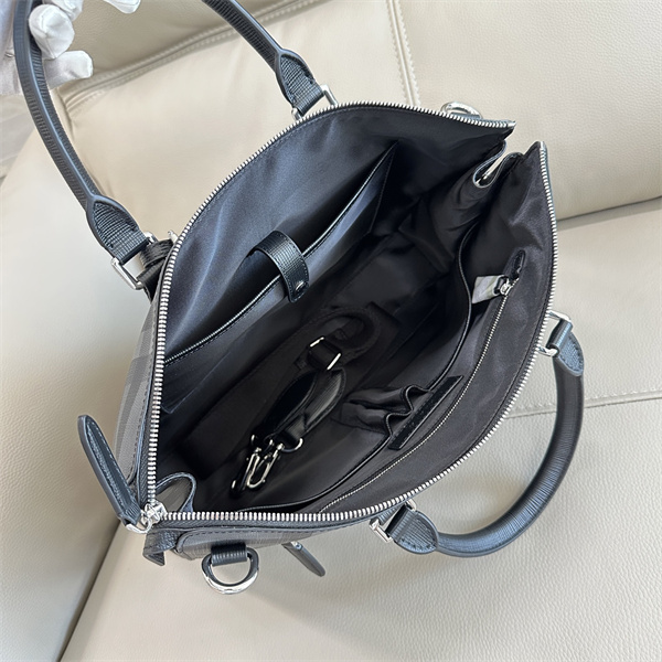 2WAY★ BURBERRYバーバリー ビジネスバッグコピー ノートPCがすっきり収納多機能ポケット＆ペンホルダー付き