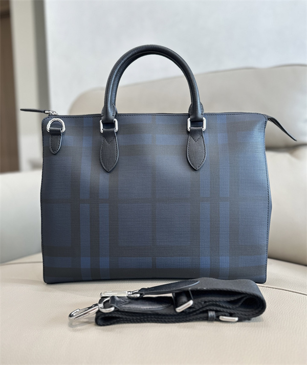 手持ち＆肩掛け★ BURBERRYバーバリー ブリーフケースコピー オフィスから外出まで活躍2026新作