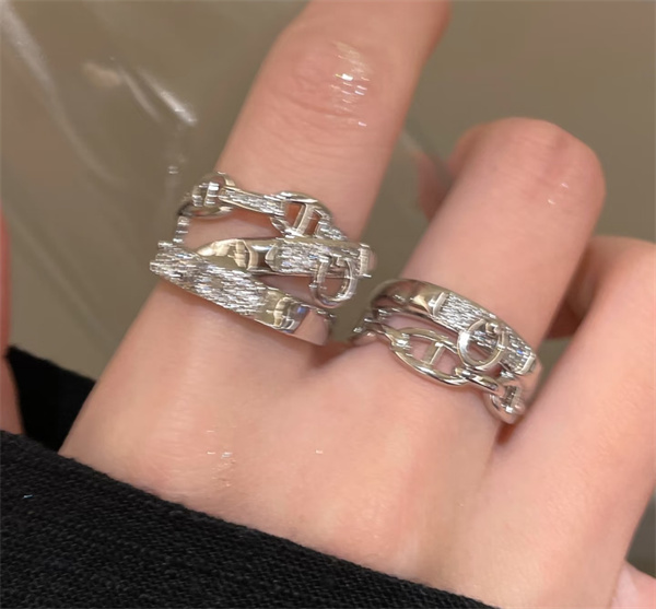 Hermès大人気 エルメス指輪 コピー高級ファッションアクセサリーリングシルバー色