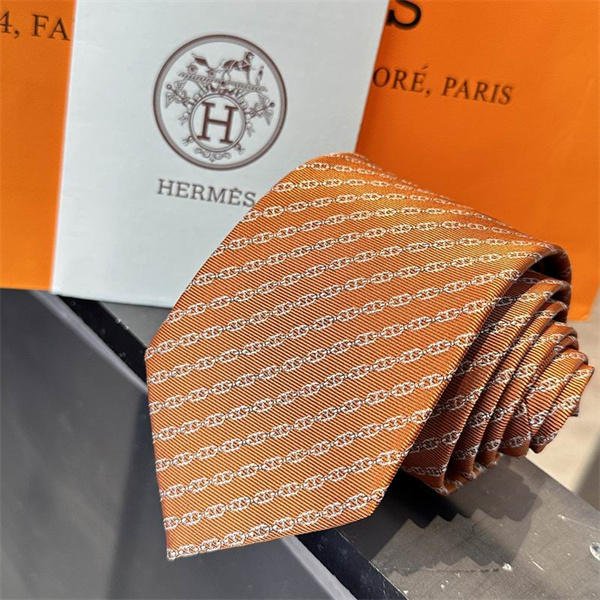 【2026人気】エルメス ネクタイ コピー Hermès 上品スーツスタイルを格上げする大人の一本