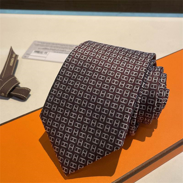 新色追加☆☆エルメス ネクタイ コピー クラシカル×モダンが融合した2026年注目デザインHermès 新品