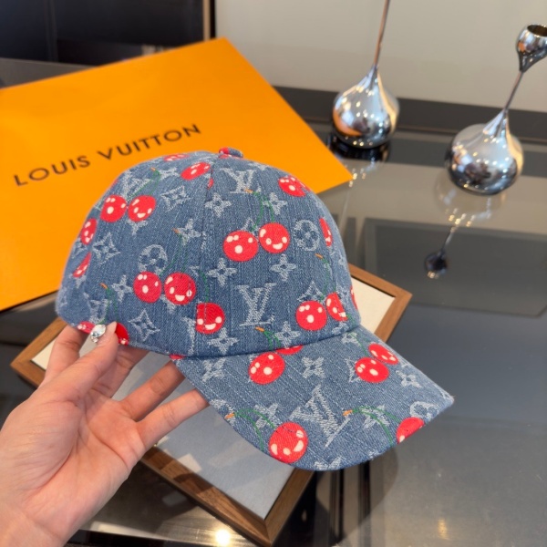 LOUIS VUITTON 激安 注目度急伸 チェリーモチーフ モノグラム デニムキャップ ヴィンテージ感 ベースボール帽