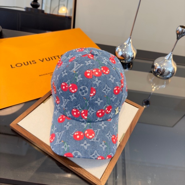 LOUIS VUITTON 激安 注目度急伸 チェリーモチーフ モノグラム デニムキャップ ヴィンテージ感 ベースボール帽
