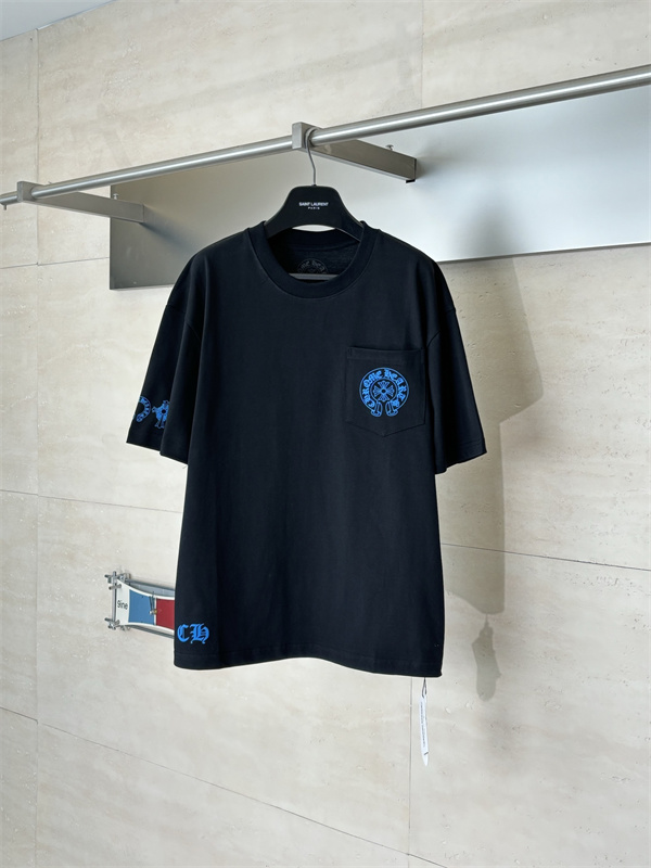 ディテール重視 CHROME HEARTS クロムハーツ コピー 半袖カットソー 胸ポケット サイドCHロゴ ゴシック仕様