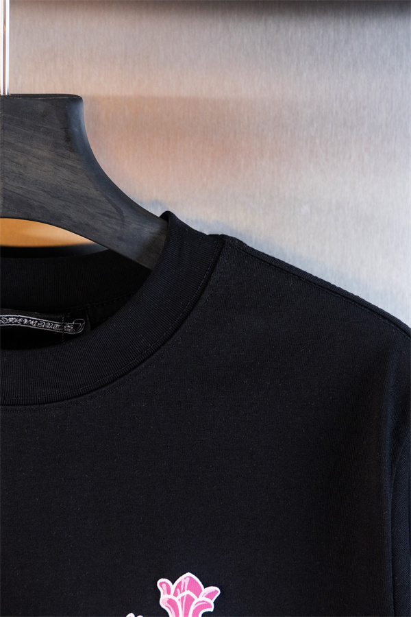 ペイント表現 CHROME HEARTS クロムハーツ コピー クルーネックTシャツ フロントクロス ビッグエンブレム