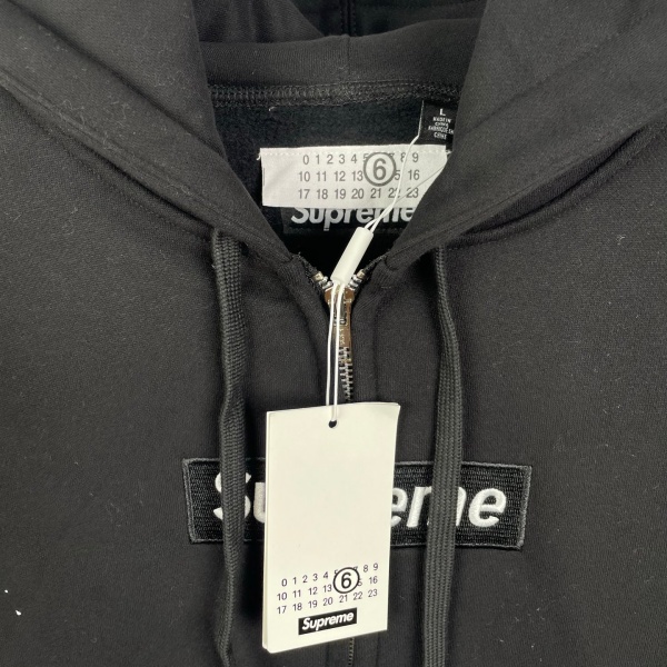 Supreme × MM6 Maison Margiela コピー 2026注目コラボ ペイントスプラッシュ BOXロゴ ジップアップパーカー オーバーサイズ