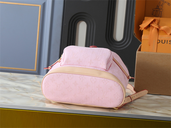 カラーで選ぶ LOUIS VUITTON ルイヴィトン コピー リュックサック フロントポケット レザーベルト クラシカルフォルム